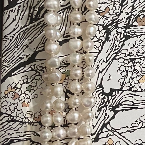 Freshwater Pearl Necklace 18 in. - Picture 2 of 9